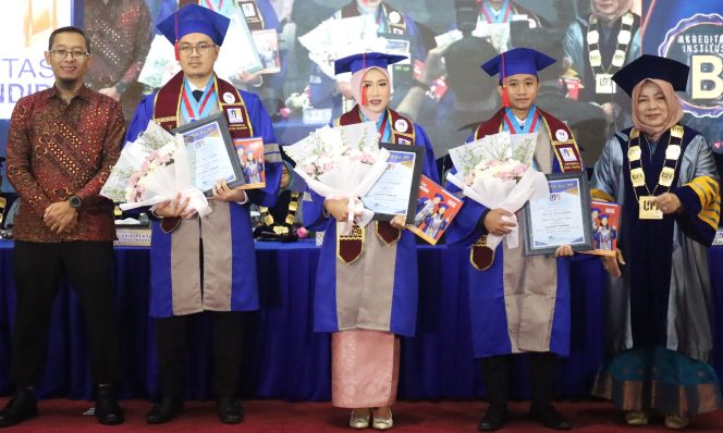 IKANI Resmi Sematkan Keanggotaan Pada Wisudawan Universitas Nusa Mandiri