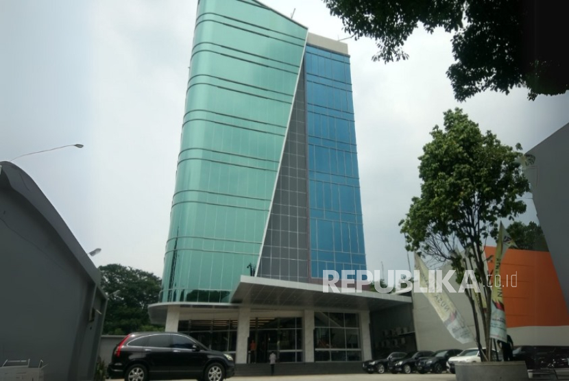Gali Ide-ide Inovatif, Mahasiswa UNM Ikuti Bimtek Penguatan Riset dan PKM