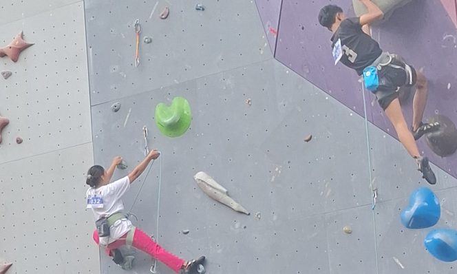 Mahasiswa Universitas Nusa Mandiri Masuk 5 Besar Kompetisi Wall Climbing